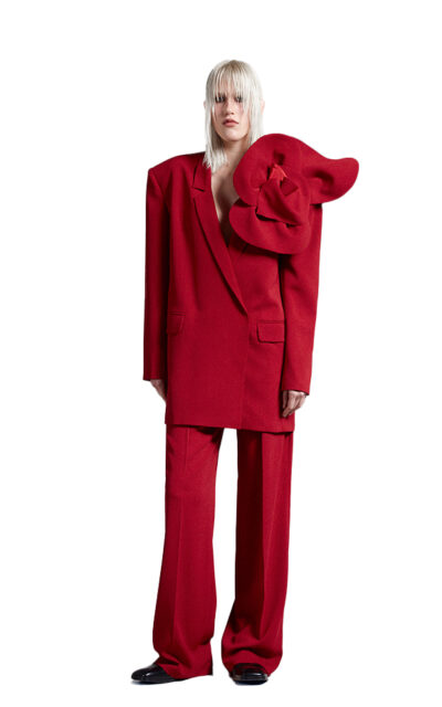 OVERSIZED LONG BLAZER WITH 3D FLOWER DECOR