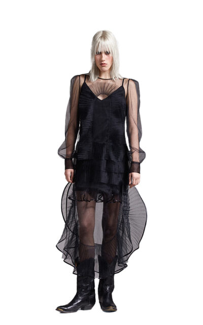 LONG-SLEEVED RUFFLED TULLE LONG DRESS